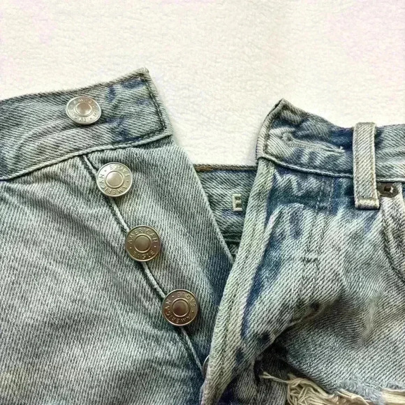 American Eagle ButtonFly Highrise Bleach Fade Distress Fray Denim Shorts Size 00 - Picture 2 of 15